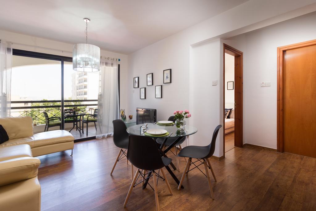 Mama Seaside Apartment 拉纳卡 外观 照片