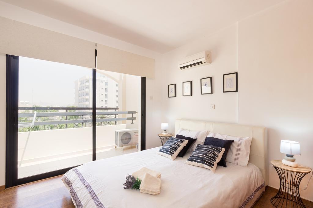 Mama Seaside Apartment 拉纳卡 外观 照片